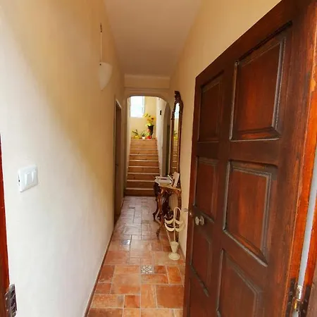 Il Girasole ...at Andorus' House Bed & Breakfast Erli